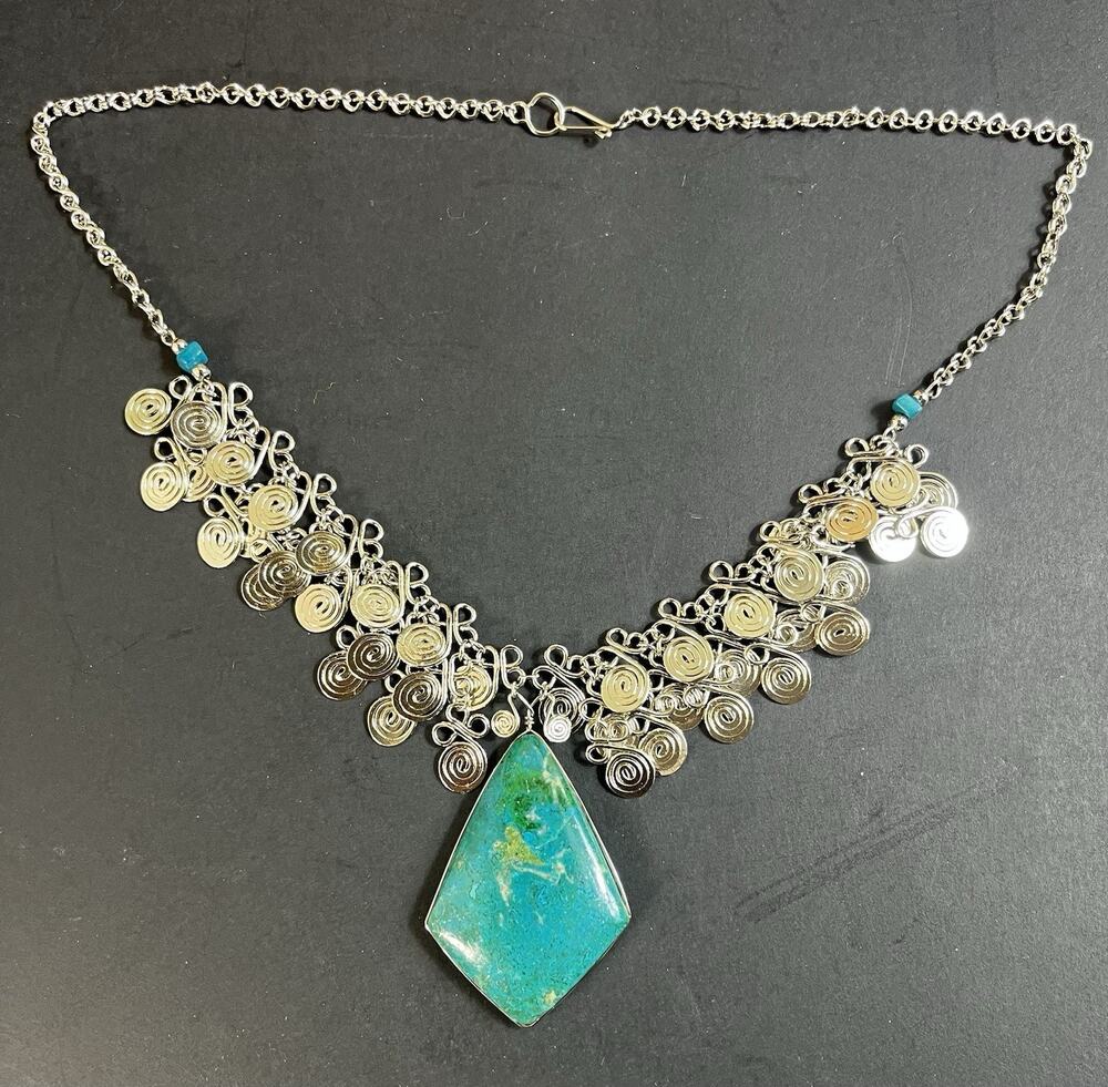 Chrysocolla Semiprecious Stone & Alpaca Silver Handmade Medallion From Peru NEW